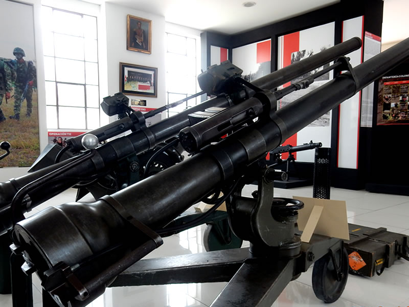 Fusil S/R de 106 mm