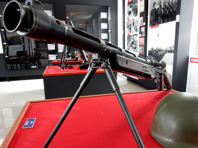 Ametralladora KE-7