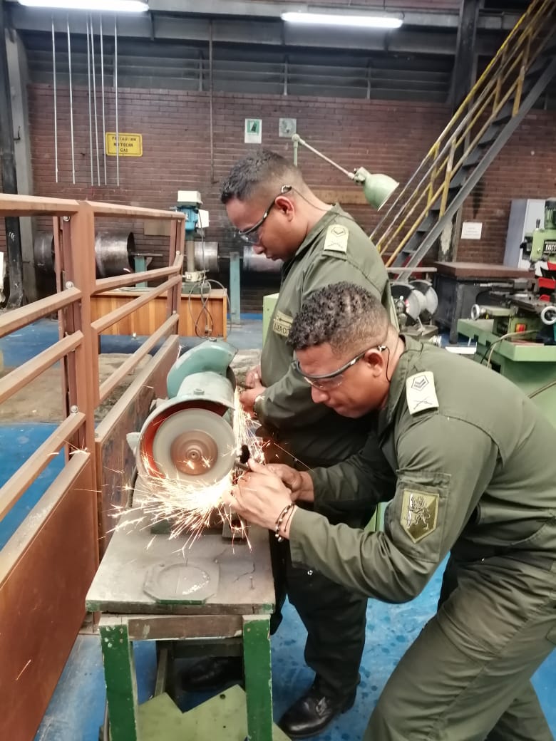 Técnico Profesional en Mantenimiento y Operación de Armas Básicas de Infantería