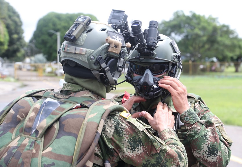 Salto Militar en Caída Libre