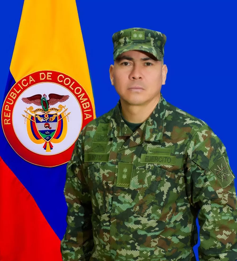 Comandante Comando Contra el Narcotráfico y Amenazas Transnacionales