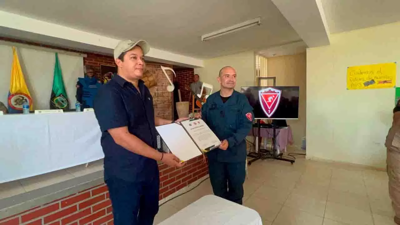 Más de 8000 barranqueros favorecidos con la declaratoria de Barrancas, La Guajira, libre de sospecha de minas antipersonal