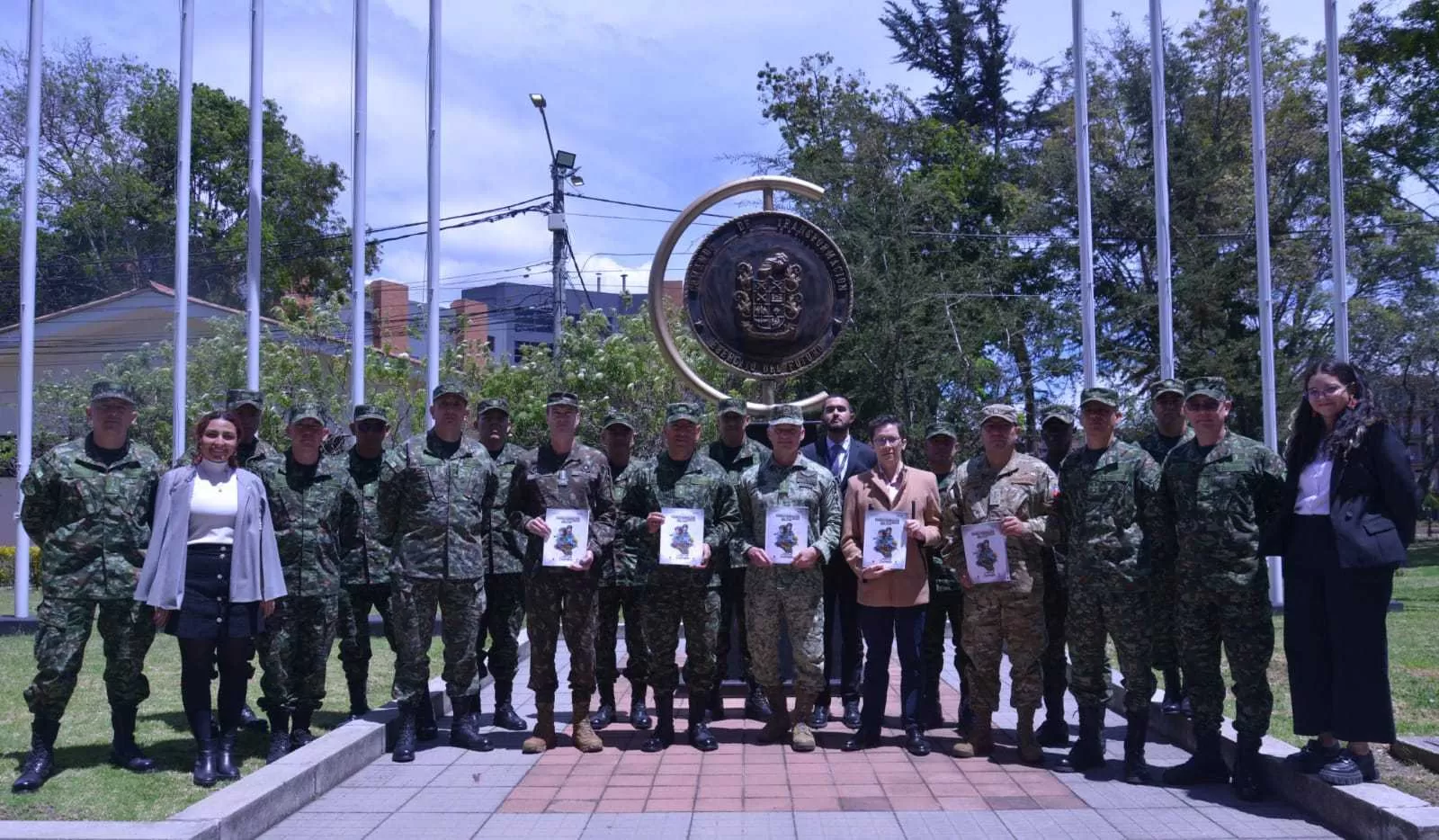 Lanzamiento de la 9º Edición de la Revista Transformación Militar: Un Vistazo Estratégico a los Retos y Avances de los Ejércitos del Mundo