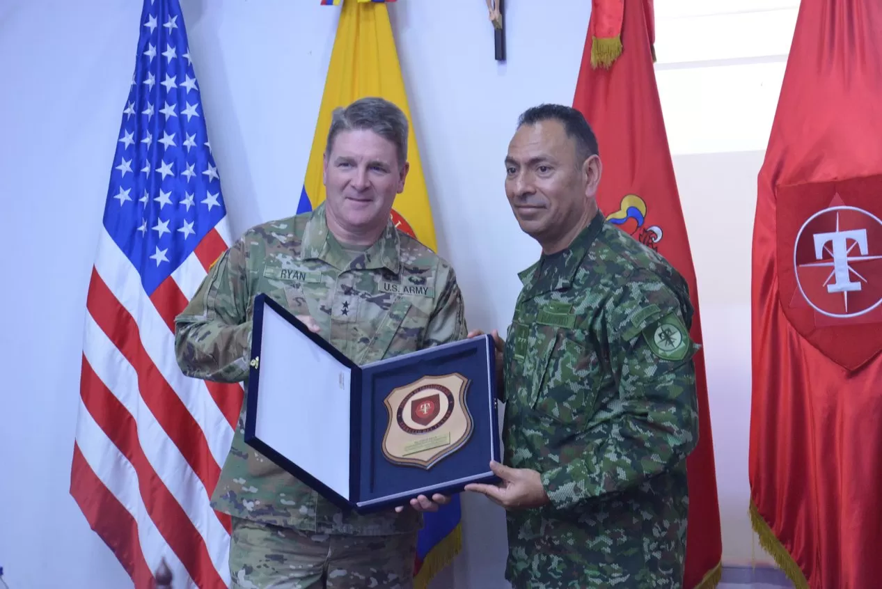 Ejército Nacional Fortalece Lazos de Cooperación Internacional con el Ejército Sur de los Estados Unidos