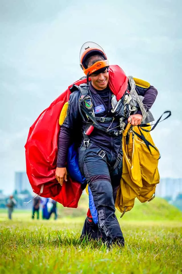 Paracaidistas del Ejército Nacional,  líderes en el Campeonato Nacional de Paracaidismo