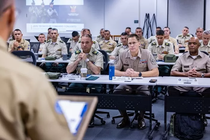 Sergeants Major from the PISAJ course begin international geostrategic internship in the United States
