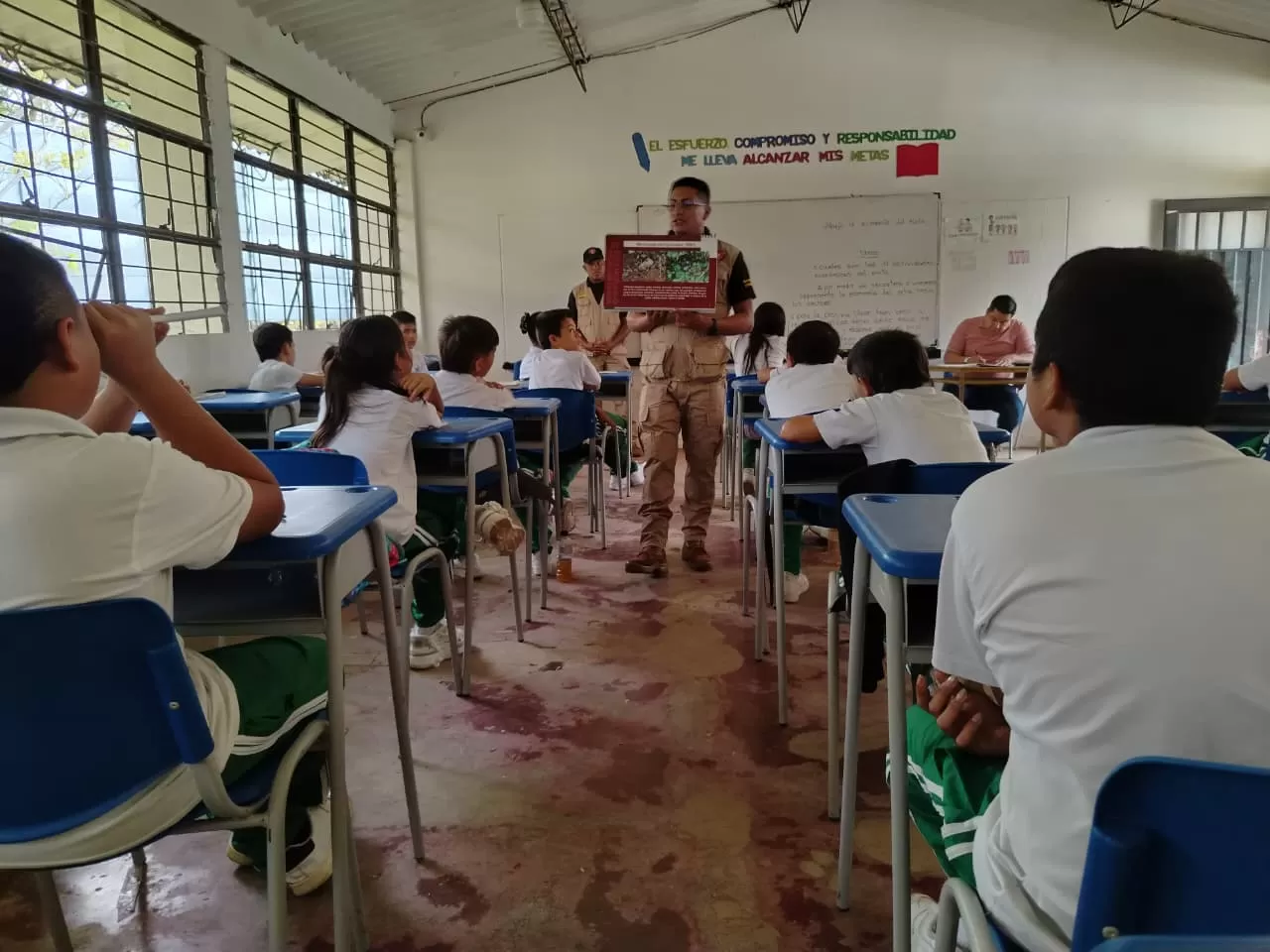 Más de 800 estudiantes capacitados en prevención de minas antipersonal
