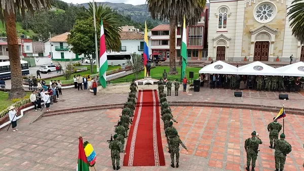 Homenaje al soldado Pedro Pascasio Martínez Rojas en el municipio de Belén, Boyacá.