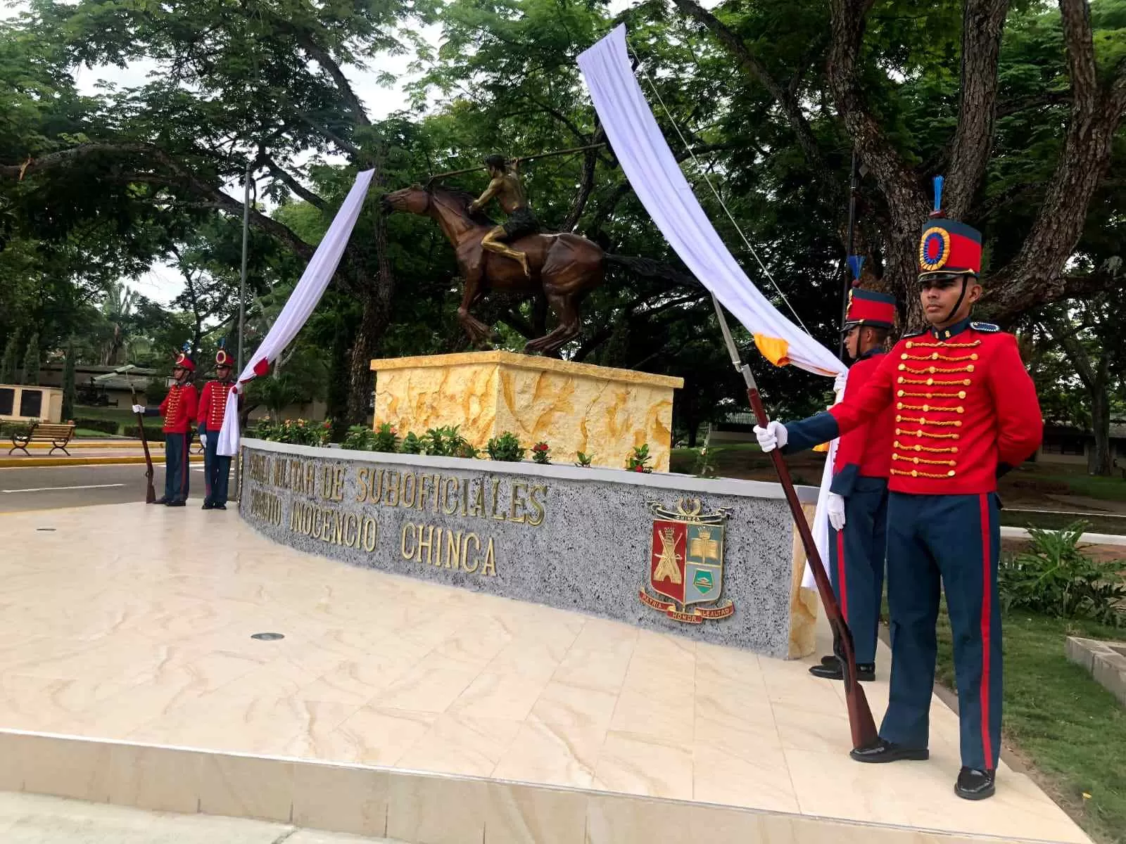 CENTRO NACIONAL DE ENTRENAMIENTO DEL EJÉRCITO