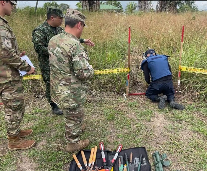 Argentina and Colombia strengthen cooperation in humanitarian demining
