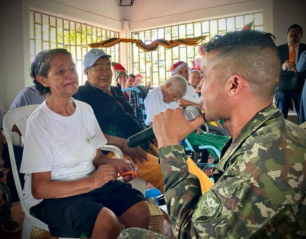 Soldados del Batallón de Acción Integral N.° 4 llevan cultura y mensajes de paz a las comunidades