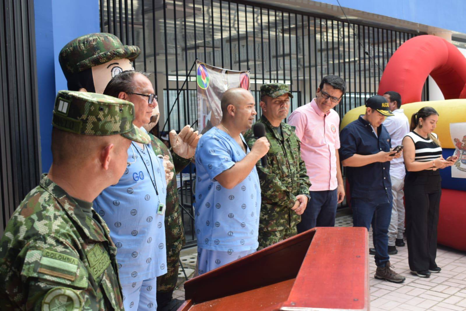 Ejército Nacional y entidades aliadas llevaron servicios de salud a cientos de familias en el barrio Gaitán de Leticia