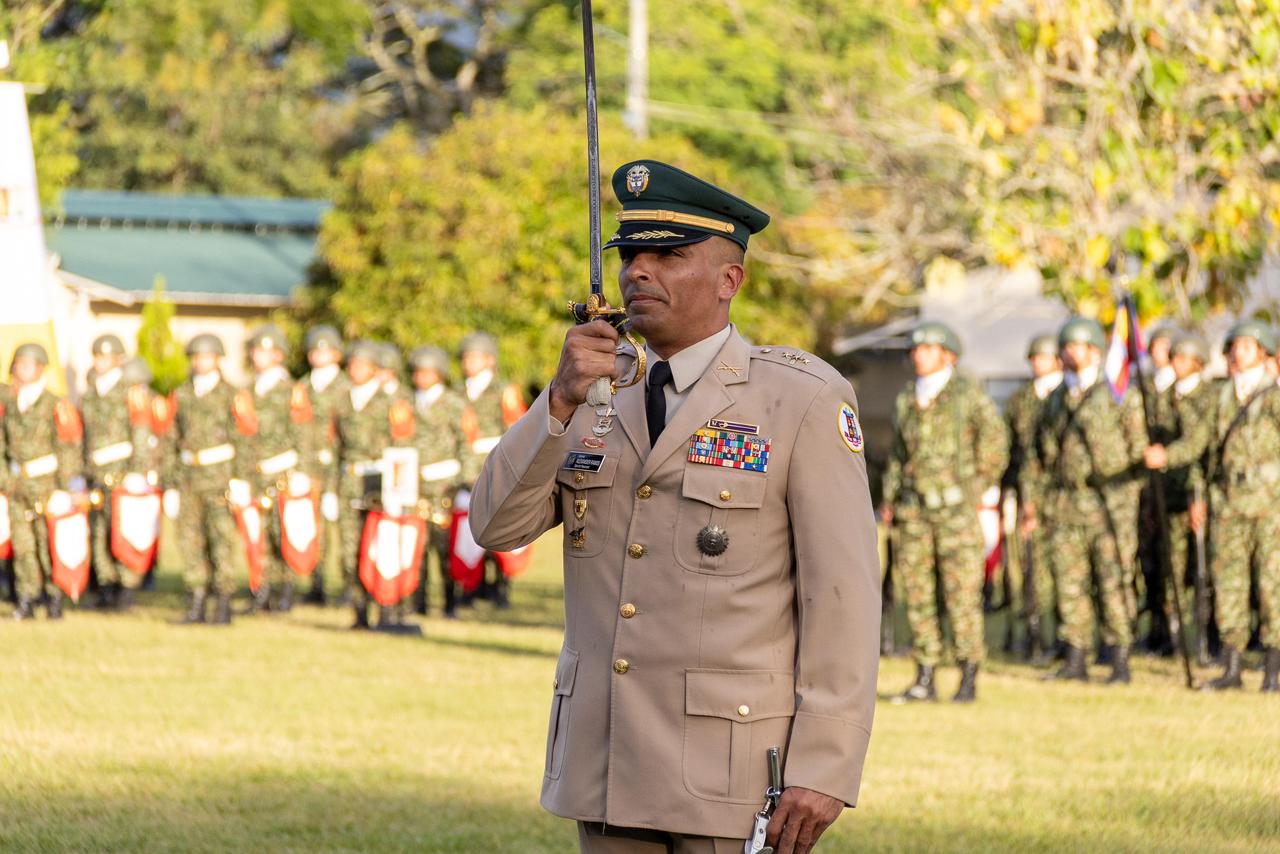 La Escuela Militar de Suboficiales del Ejército Nacional tiene nuevo director
