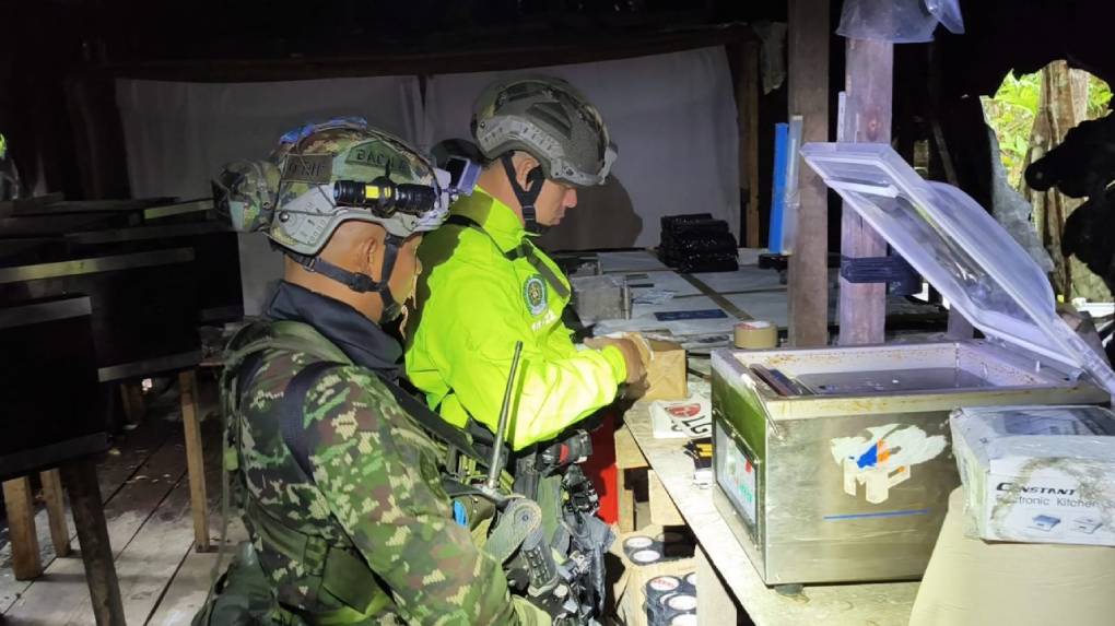 Colombia Líder Contra El Narcotráfico
