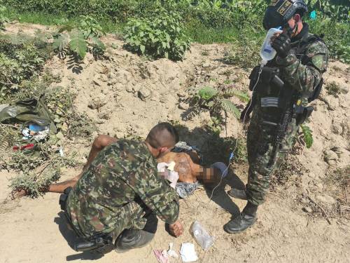 Tropas del Ejército capturaron a dos presuntos integrantes del Clan del Golfo en Zona Bananera, Magdalena