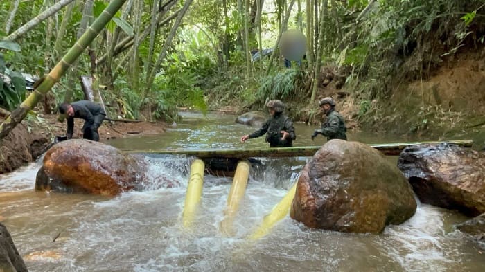 La Fuerza Pública intensifica operaciones contra la minería ilícita y focaliza esfuerzos sobre objetivos de alto valor en el sur del Tolima