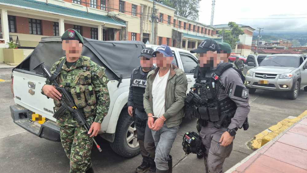 En Nariño, tropas del Ejército capturaron a alias Mono, sujeto pedido en extradición y presunto encargado de narcotráfico internacional