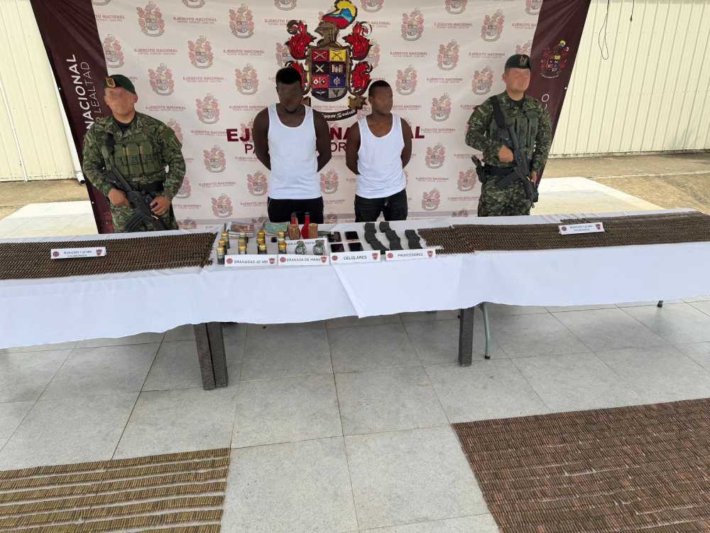 Ejército Nacional incauta arsenal de guerra y captura a dos integrantes de la Coordinadora Nacional Bolivariana, en el pacífico Nariñense