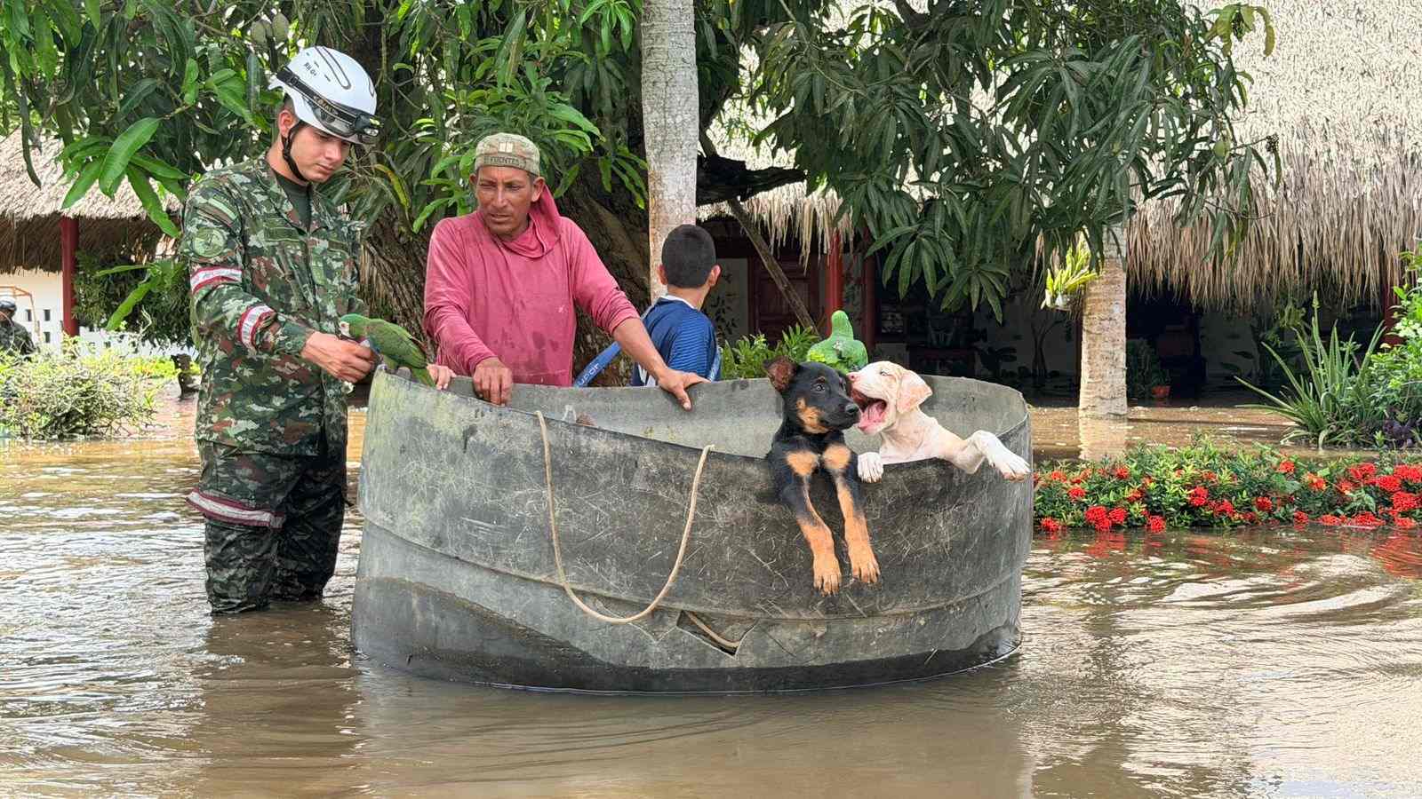 Ejército Nacional fortalece la atención humanitaria en Córdoba ante emergencia por inundaciones