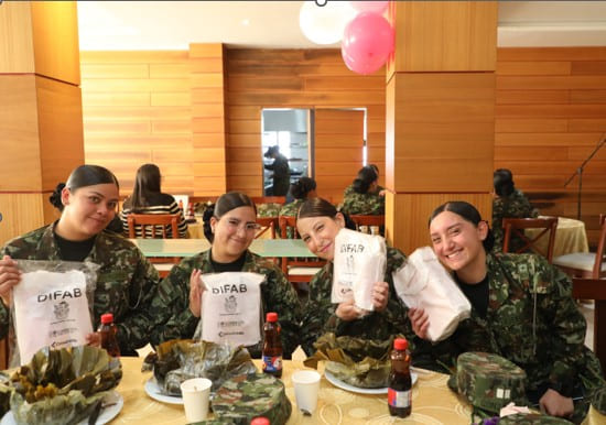 La Dirección de Familia y Bienestar del Ejército Nacional honró y reconoció a las mujeres civiles y militares en su día