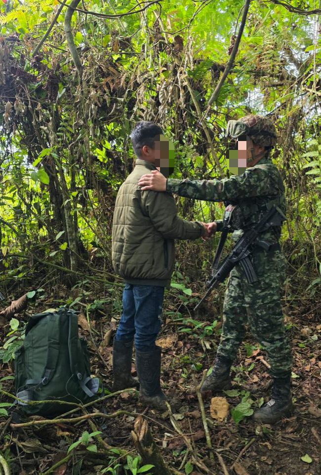 Ejército Nacional frustró extorsión y rescató con vida a ganadero secuestrado en Tumaco, Nariño