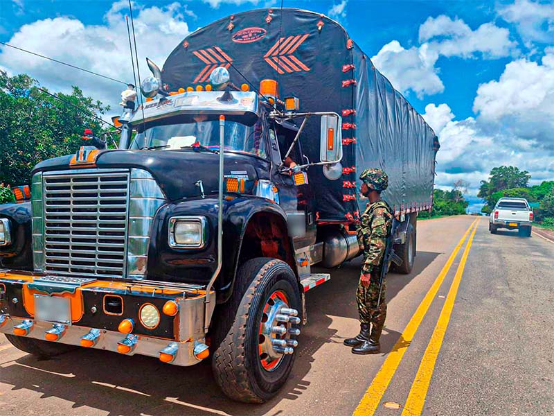 Ejército Nacional acompaña a los viajeros para un fin de semana seguro