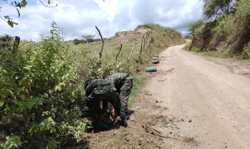Ejército Nacional frustró atentado terrorista con más de 100 kilos de explosivos en el sur de Cauca