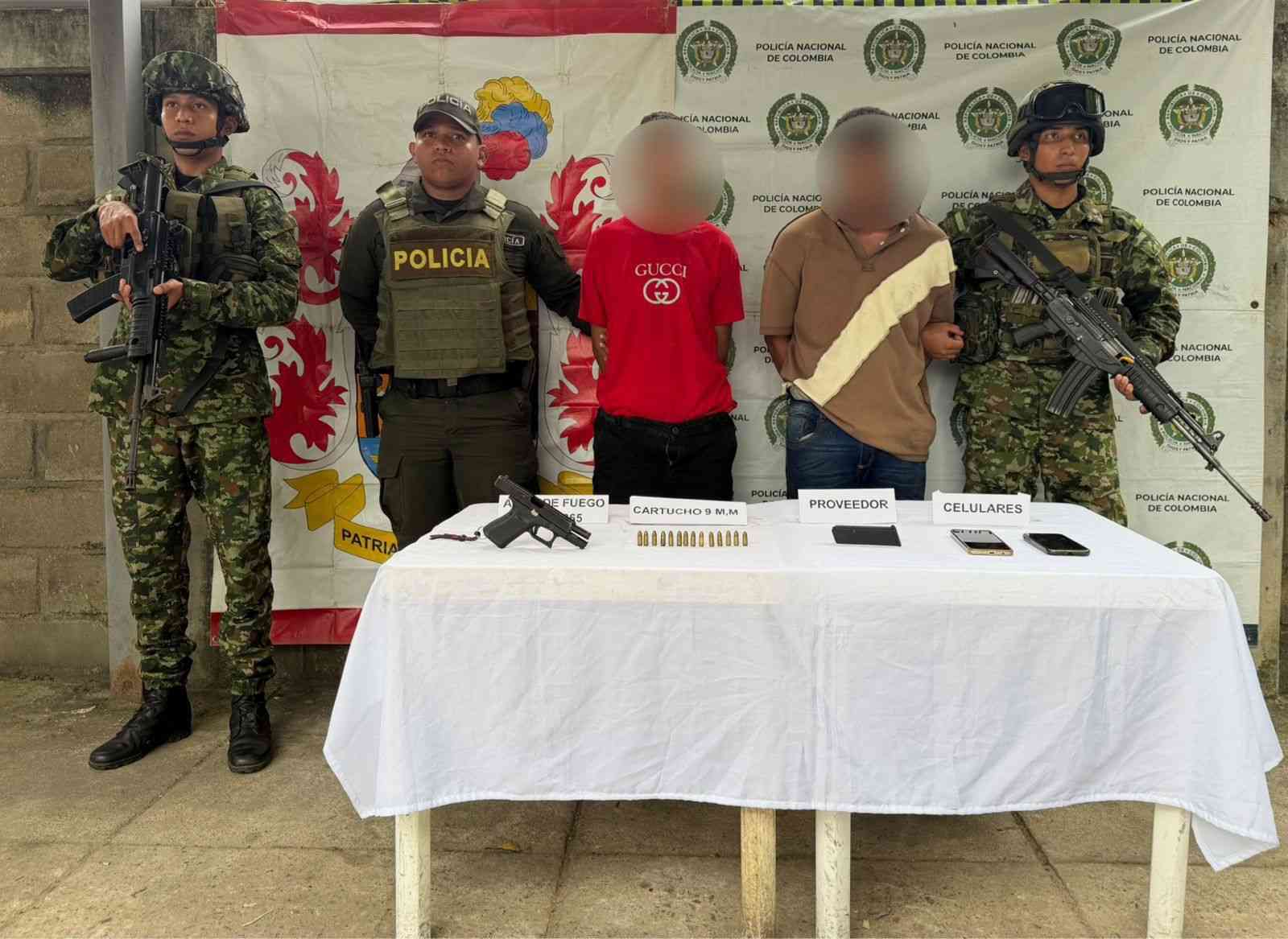 Capturados dos presuntos miembros del grupo delincuencial organizado Los Caparros en El Bagre, Antioquia