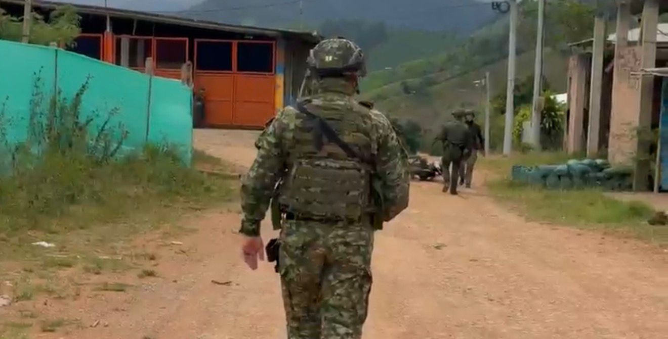 Ejército Nacional y Policía frustraron ataque terrorista con motocicleta acondicionada con explosivos en El Plateado, Cauca