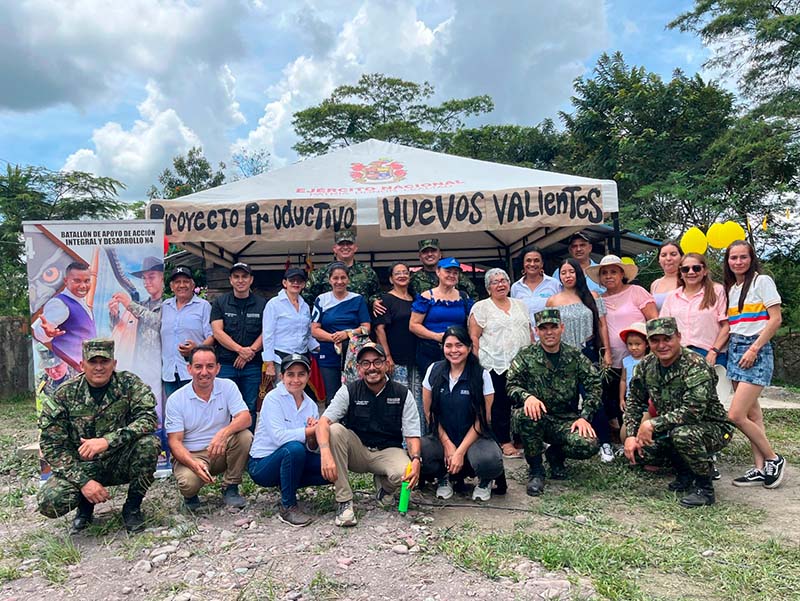 Mujeres resilientes transforman su historia a través de proyectos productivos en el Meta.