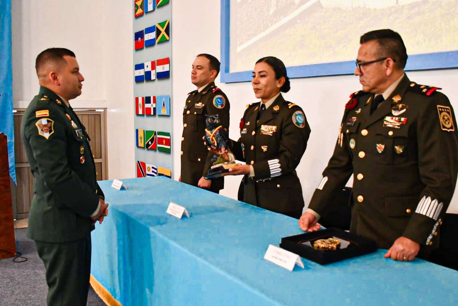 Mayor del Ejército de Colombia se destaca en curso internacional de la ONU sobre protección de civiles en México