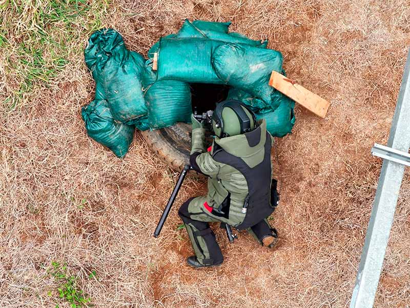 Héroes que salvan vidas: el trabajo del Grupo Marte en la Cuarta División