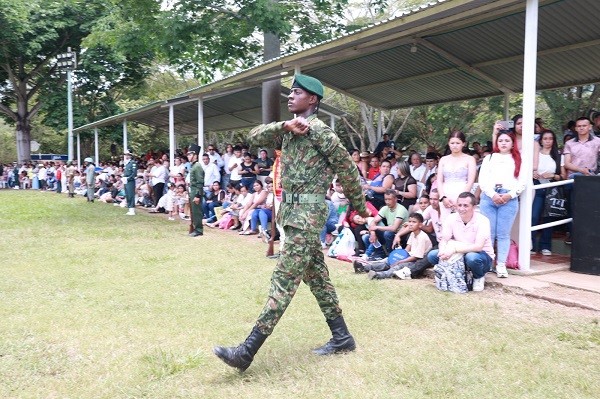 El Ejército Nacional entrega más de 2300 soldados profesionales al país