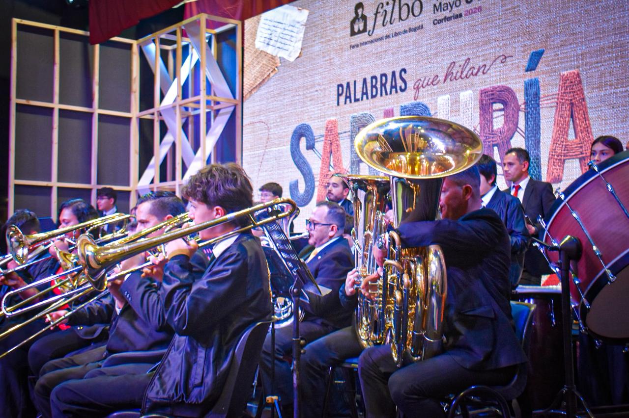 Los Liceos del Ejército inician su participación en FILBO 2026 con un gran concierto sinfónico