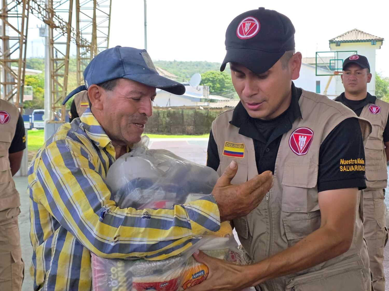 Desminadores militares llevan vida, salud y esperanza a Uribe, Meta: más de 1.000 habitantes beneficiados