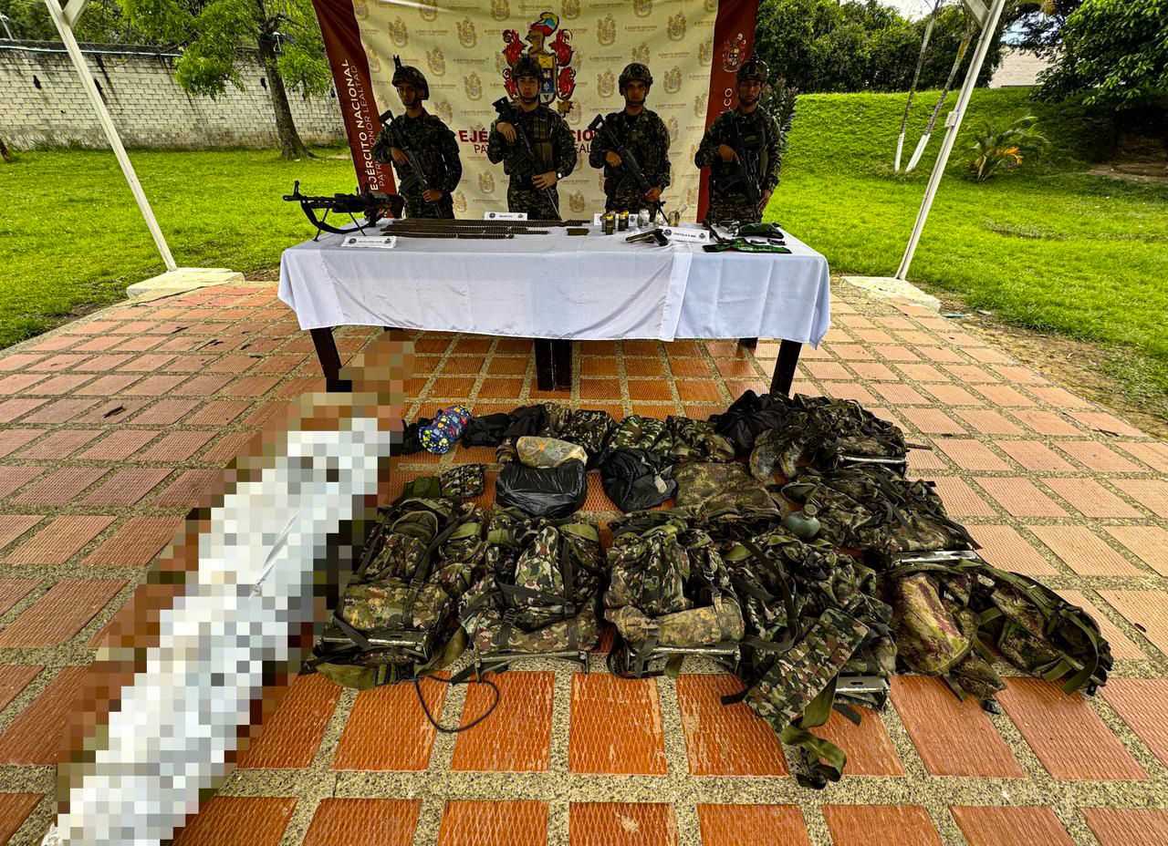 Tras combates en Briceño, Antioquia, Ejército Nacional neutralizó a un integrante del Cartel del Clan del Golfo e incautó ametralladora y explosivos