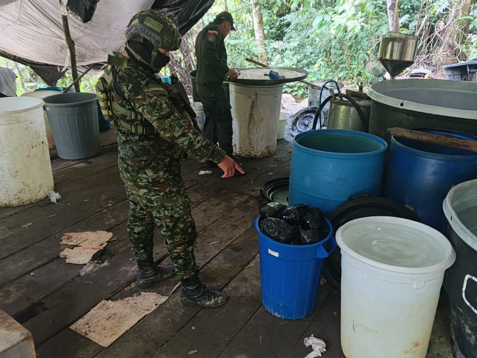 Con la ubicación de dos laboratorios el Ejército Nacional mantiene su ofensiva contra el narcotráfico en Norte de Santander
