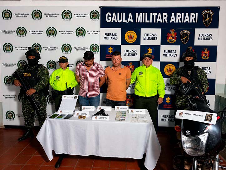Ejército Nacional captura en flagrancia a dos presuntos integrantes de la estructura ilegal “Iván Merchán” en Puerto Lleras, Meta