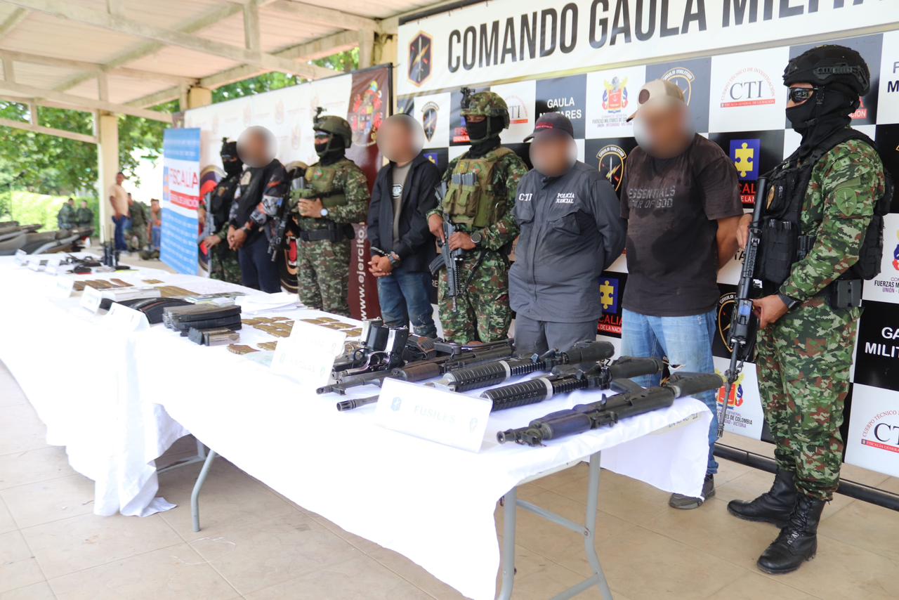 Cuatro capturados y la incautación de abundante material de guerra dejaron operaciones ofensivas contra el Clan del Golfo en zona rural de Canalete, Córdoba