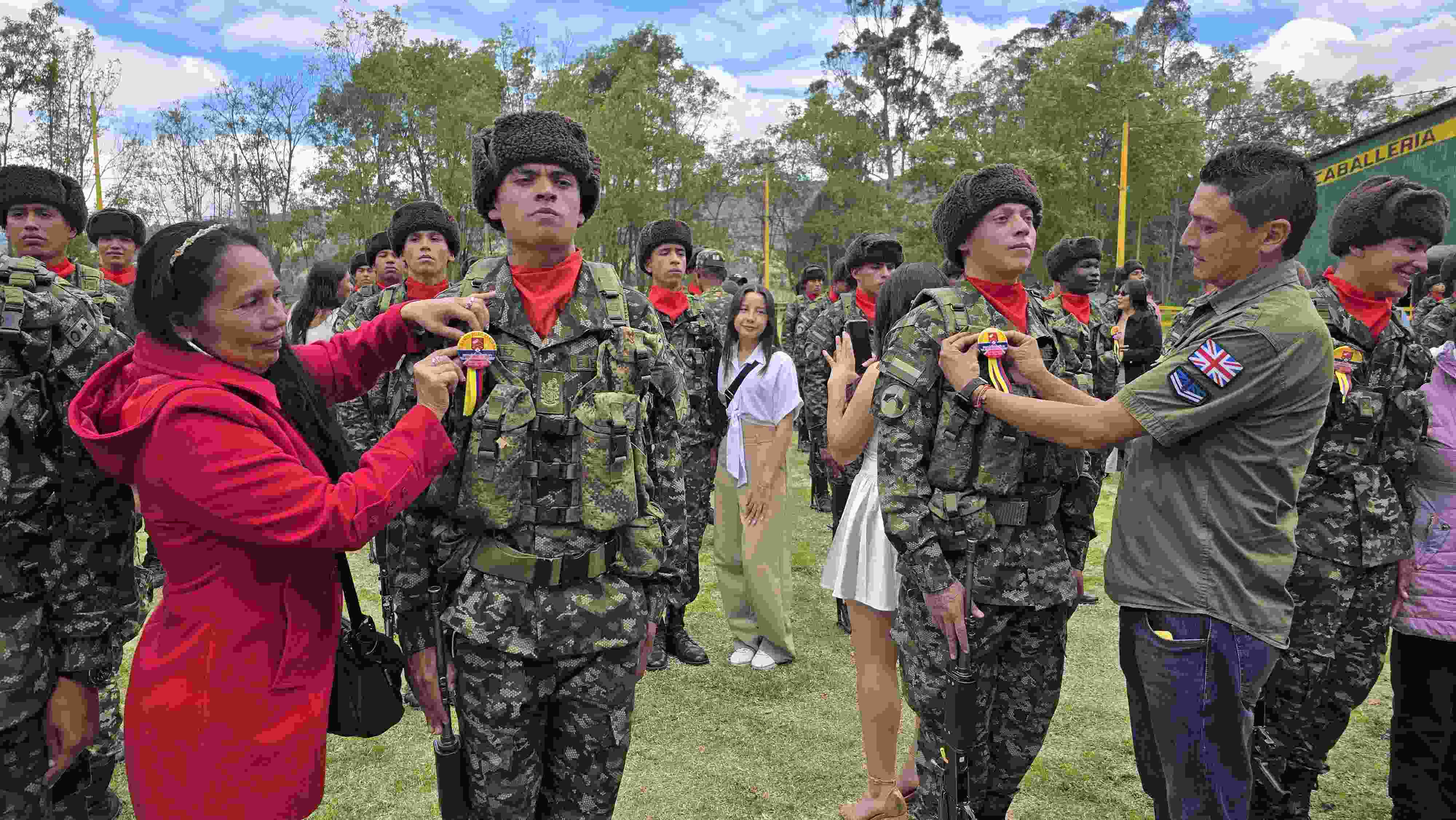 Soldados de la Primera Brigada ratifican su compromiso con Boyacá durante ceremonias de juramento de bandera
