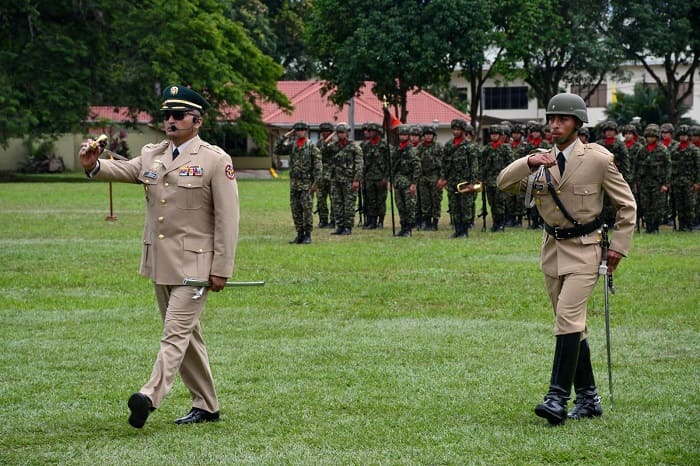 The Fourth Division holds a command transfer ceremony at the 31st Jungle Brigade