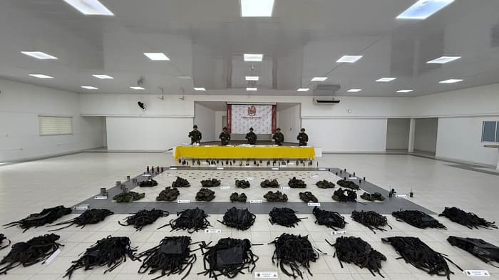 National Army seizes illegal cache of war material, explosives, quartermaster supplies, and medical supplies in Támara, Casanare