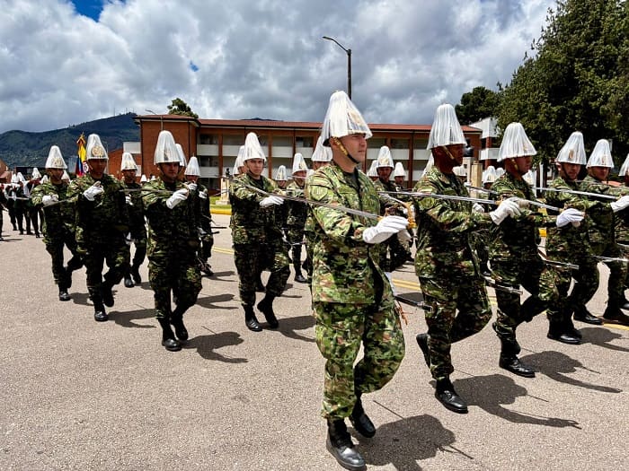 More than 2,200 men and women from the National Army will march in honor of the Colombian people
